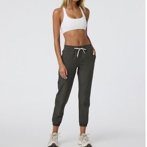 ✨Vuori Joggers✨